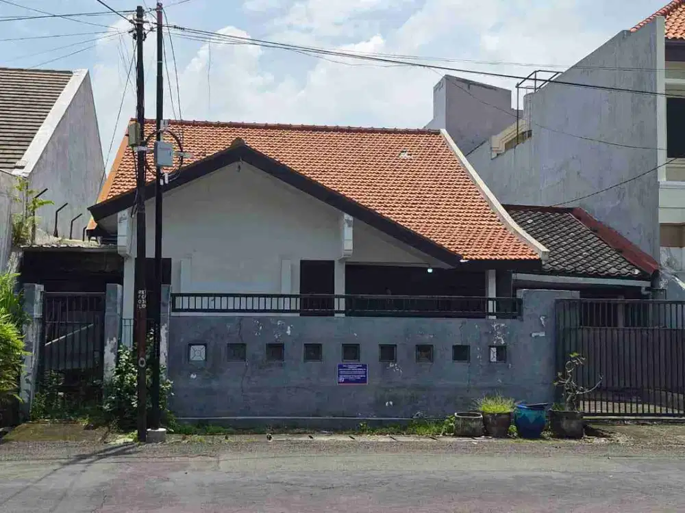 Dijual via lelang rumah di Medokan ayu Rungkut Surabaya