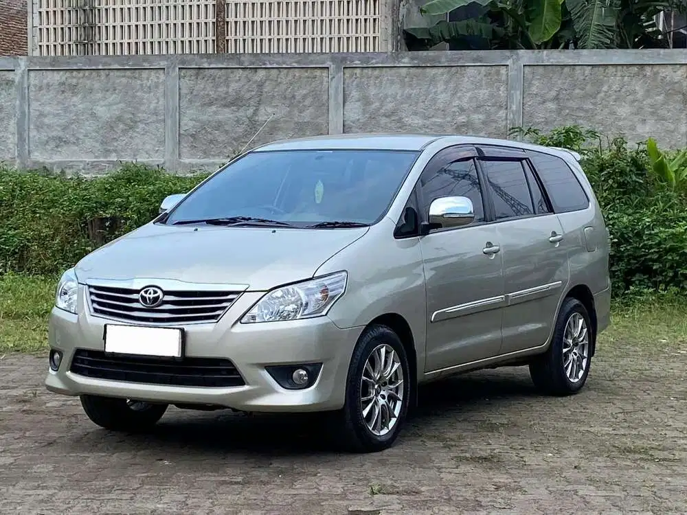 Toyota Kijang Innova 2012 Diesel