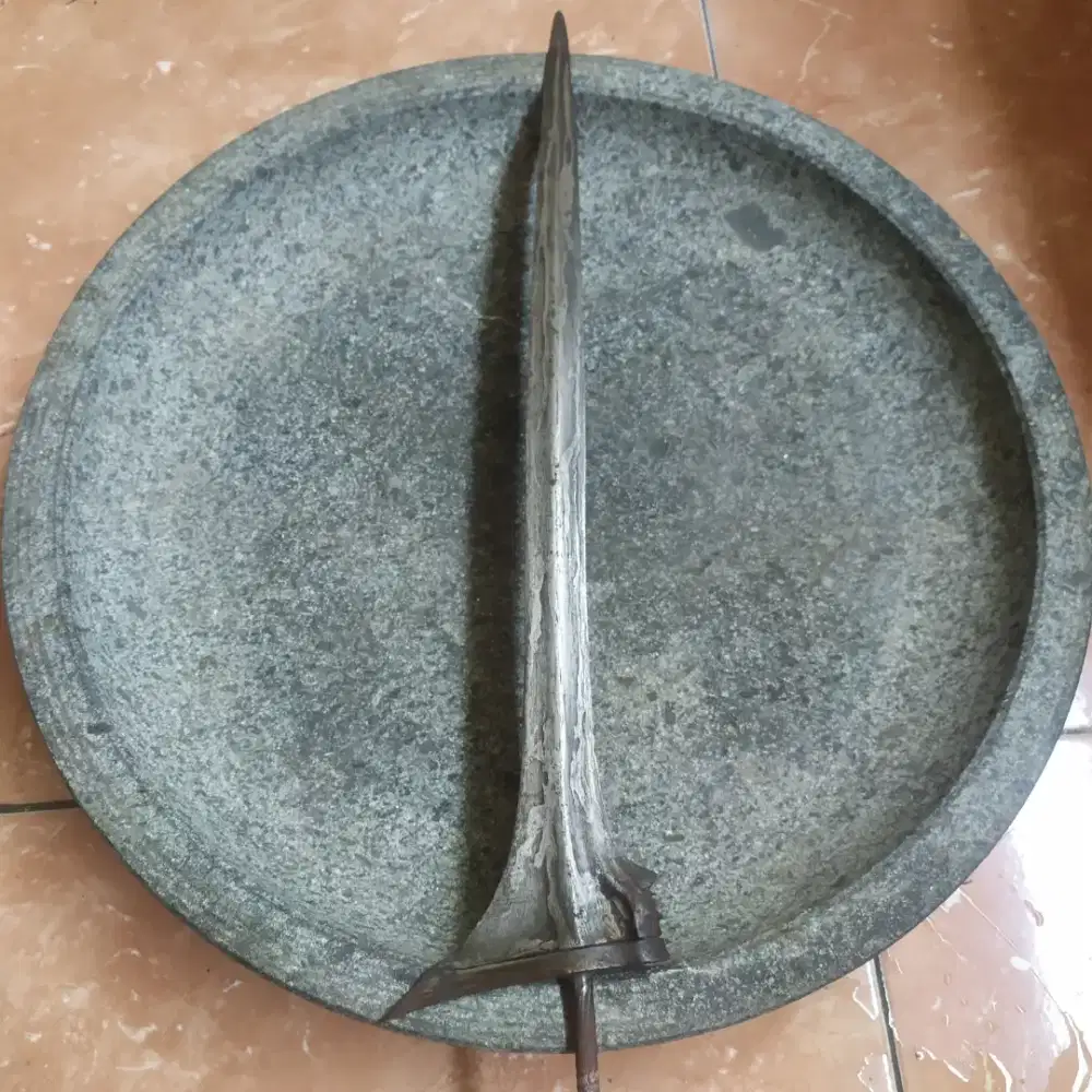 Keris temuan sungai ciliwung