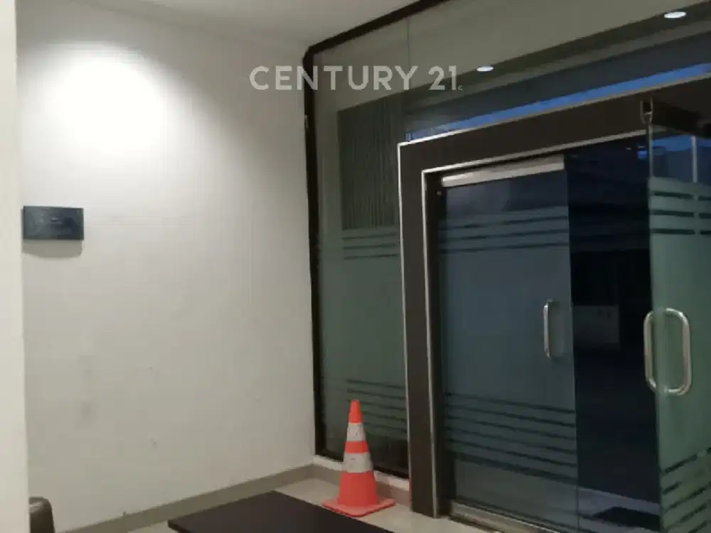 Disewakan Rukan 4 Lantai Di Tebet Jakarta Selatan