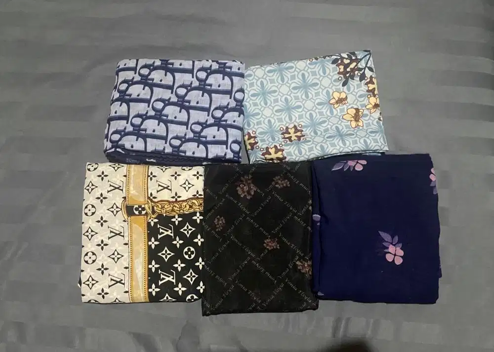 Serudung segi 4 wanita