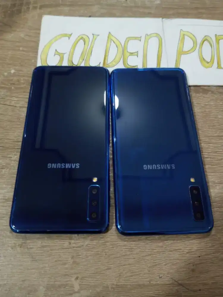 Galaxy A7-Crystal Blue.NFC.Ram 4/64GB.ORI.GOLDEN PONSEL