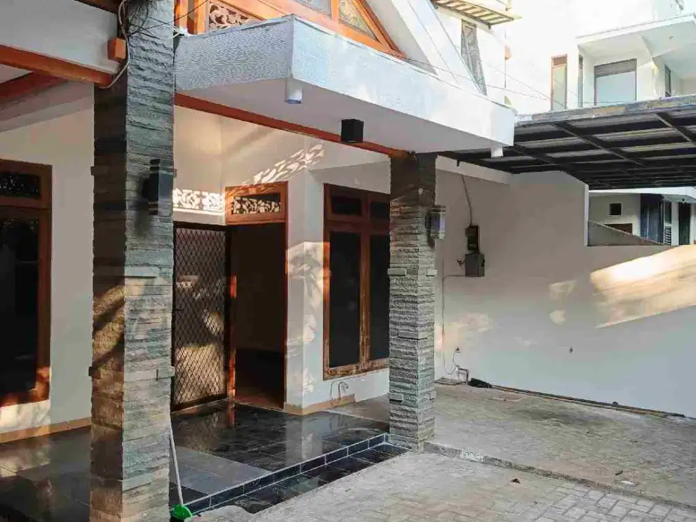 Rumah super strategis, cocok u kos