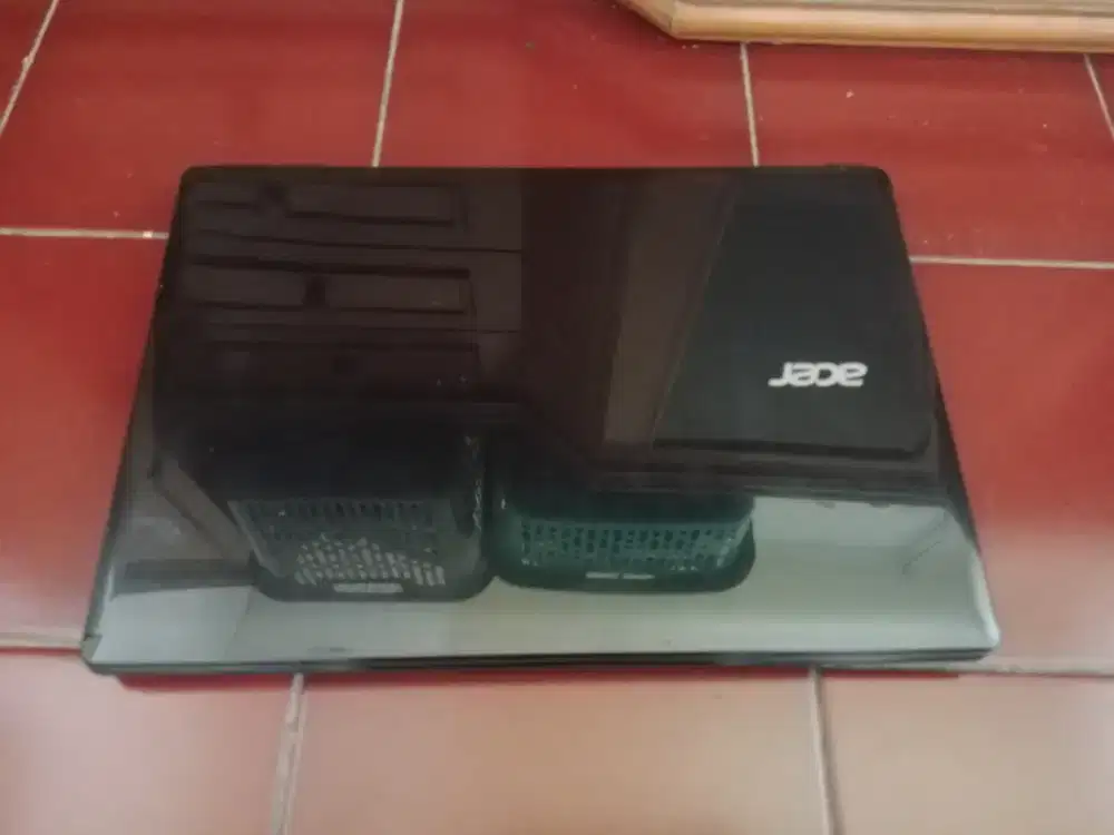 Laptop - Acer Aspire E5-421