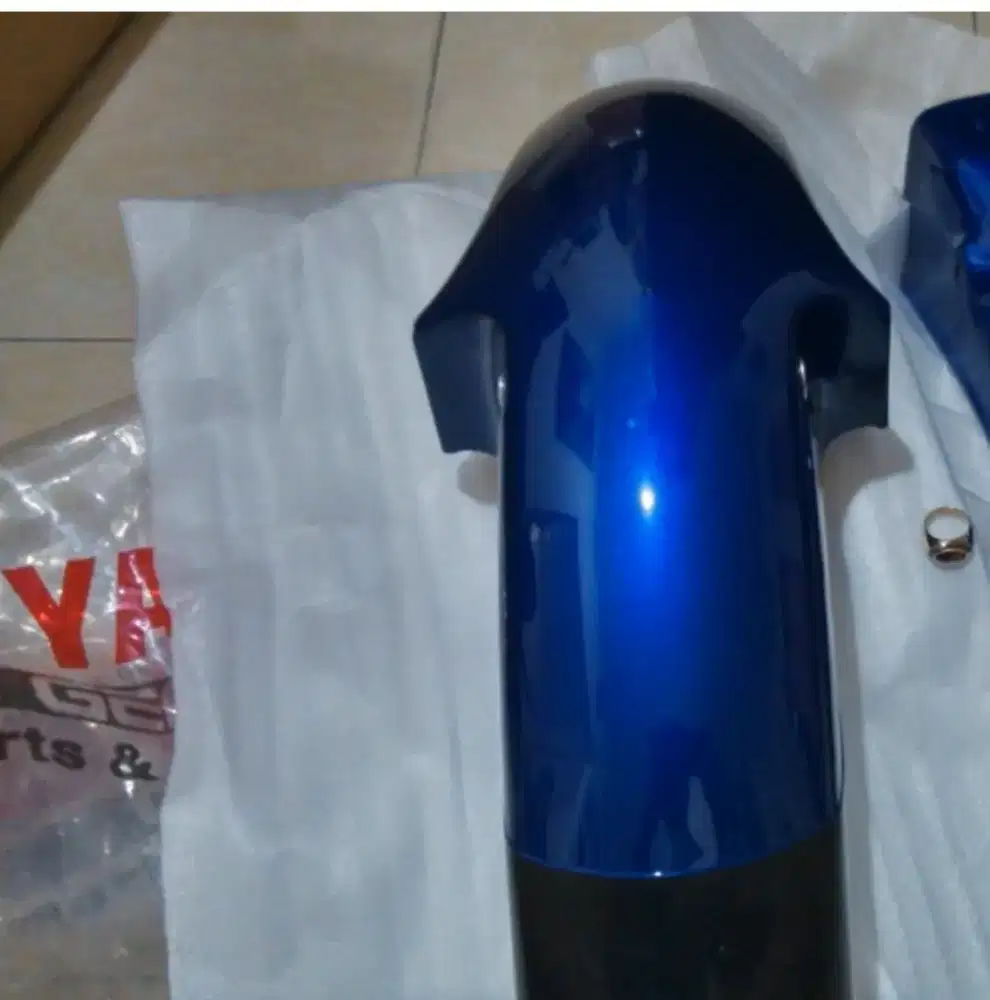 Spakbor depan rx king warna biru original