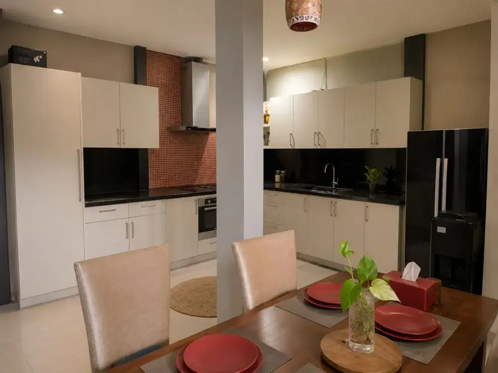 Dijual Rumah 3 LT Bagus Ada View di Victoria Sentul City Ssr607