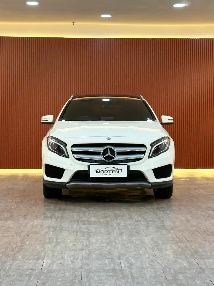 Mercedes Benz GLA 200 AMG