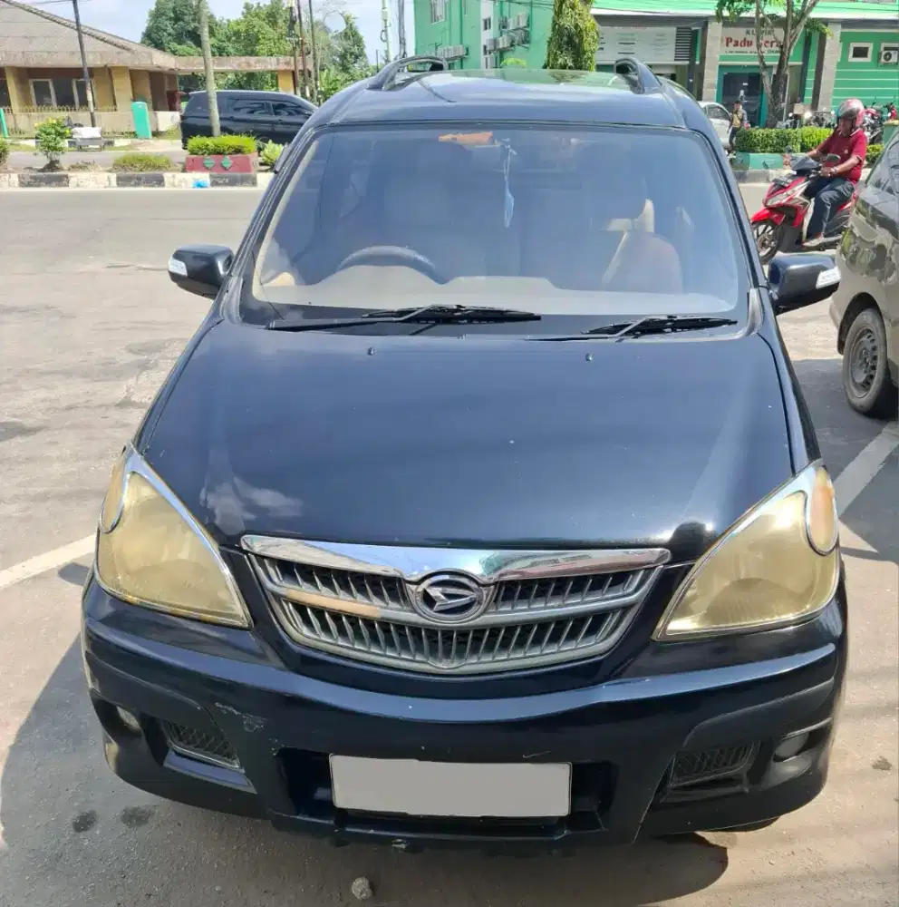 Xenia 1.0 M/T 2008