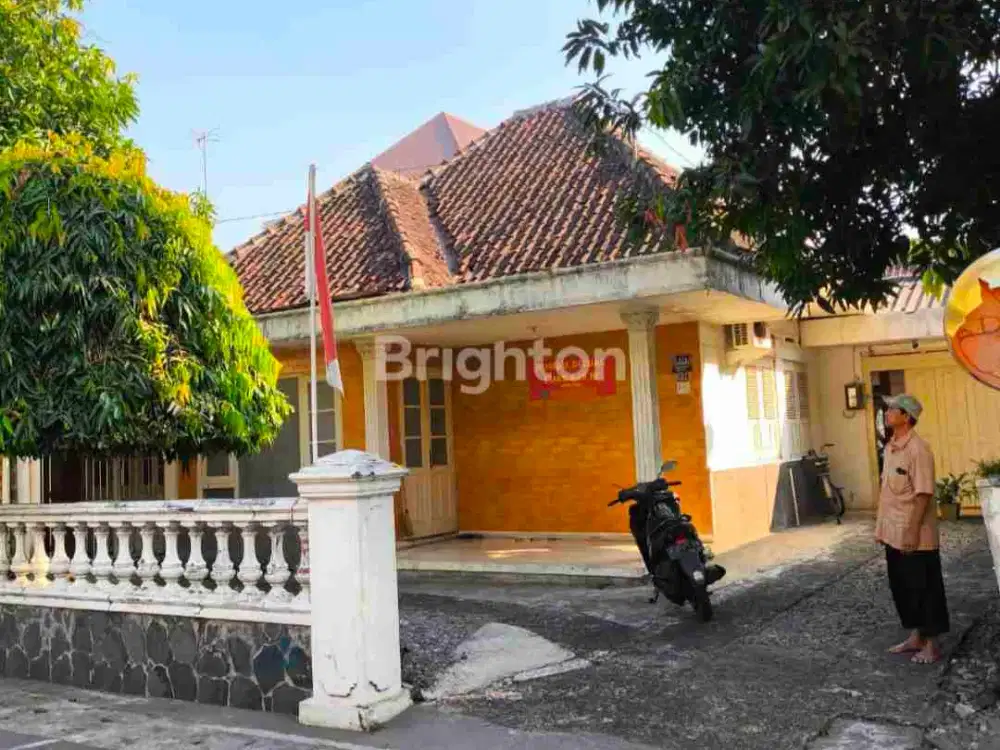 Rumah di kawasan bisnis tourism