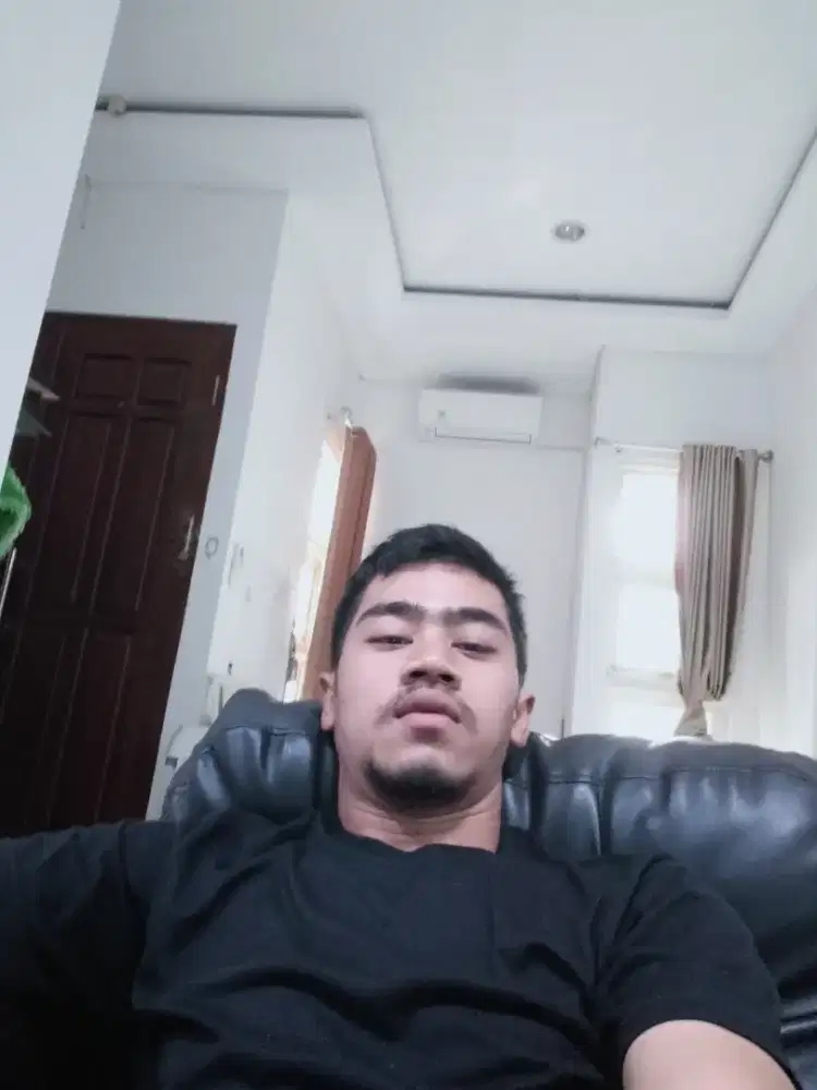 Mencari kerja apa saja