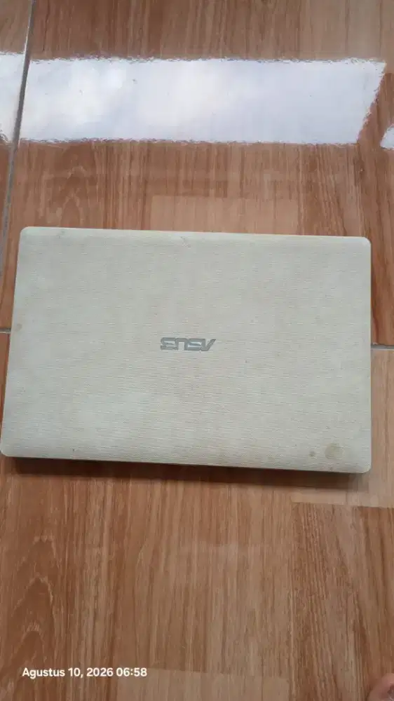 Di jual Notebook Asus X200M