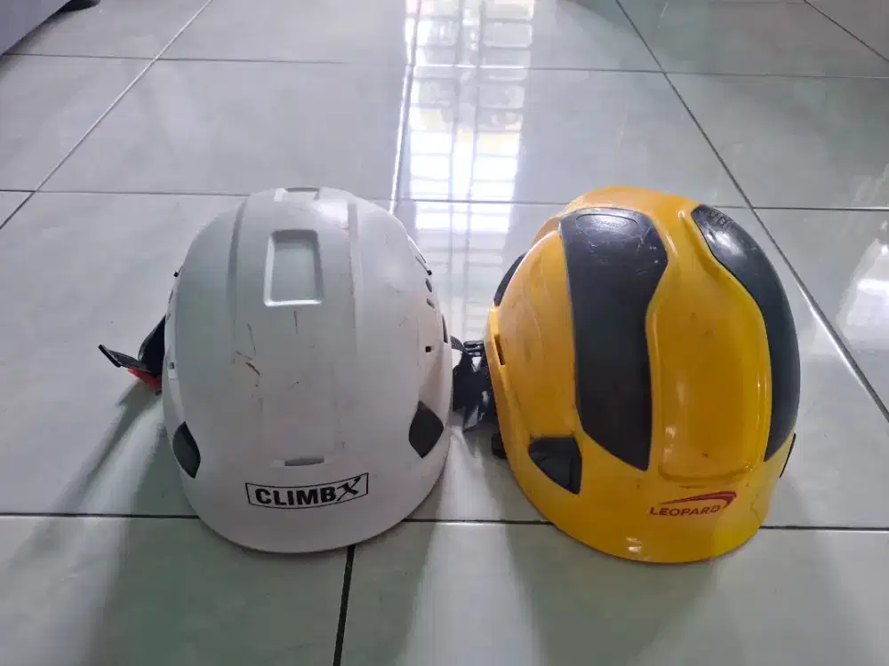 Safety Full Body Harness & Helm Climbing
