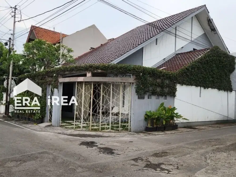 RUMAH DIJUAL DI SOLO DEKAT PASAR NUSUKAN