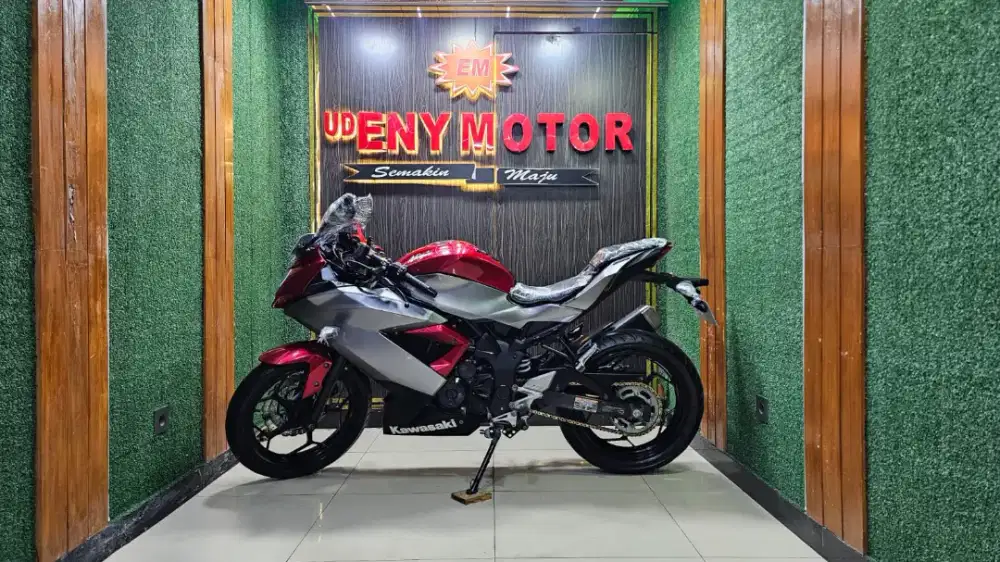 UD ENY MOTOR - Kawasaki Ninja 250 Mono thn 2018 istimewah