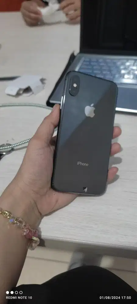 IPHONE XS 256 Intern