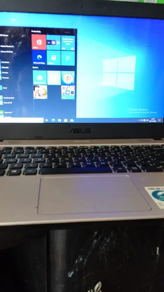 Jual laptop Asus X441U