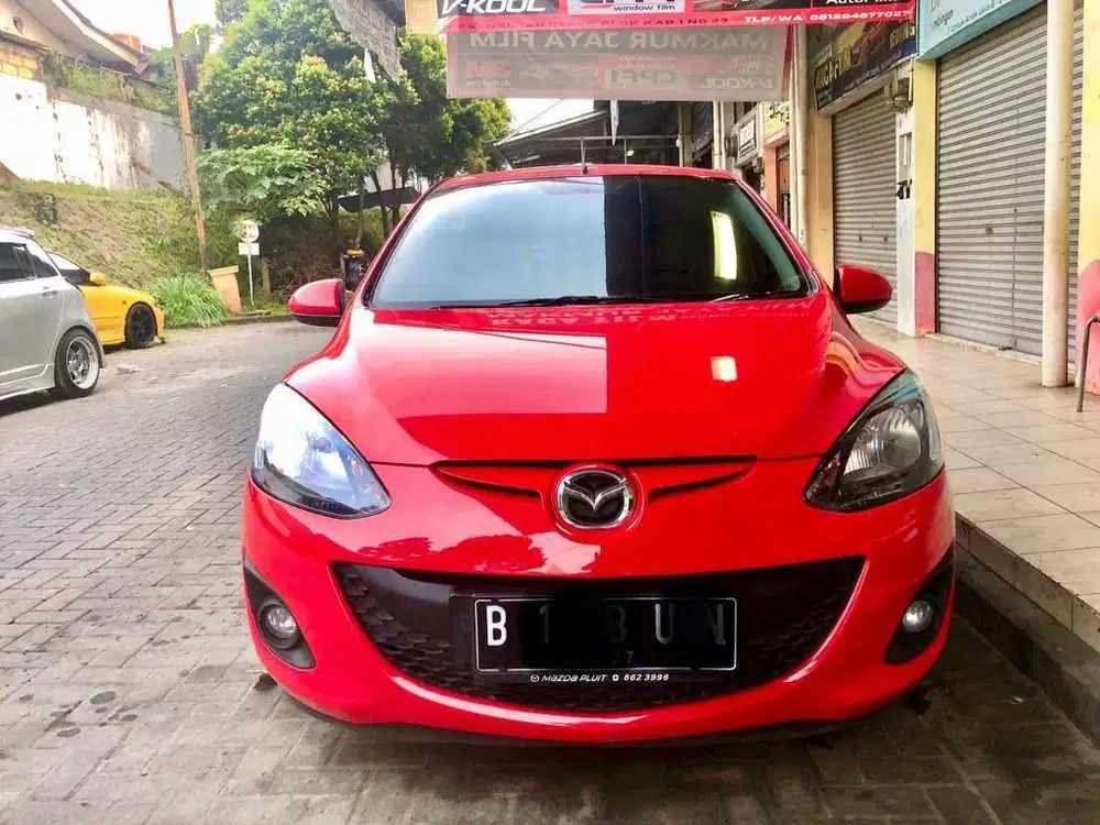 Mazda 2 2012 Bensin