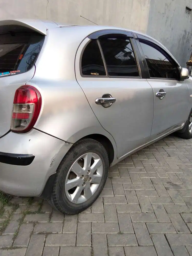 Nissan March 2013 Bensin