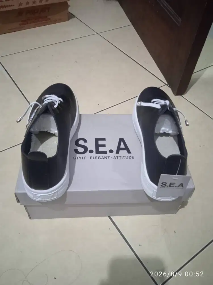 sepatu Merk SEA no.36