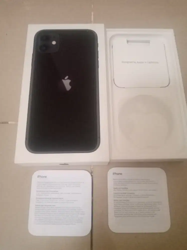 Dus iPHONE 11 64 Gb..free ong Jabodetabek