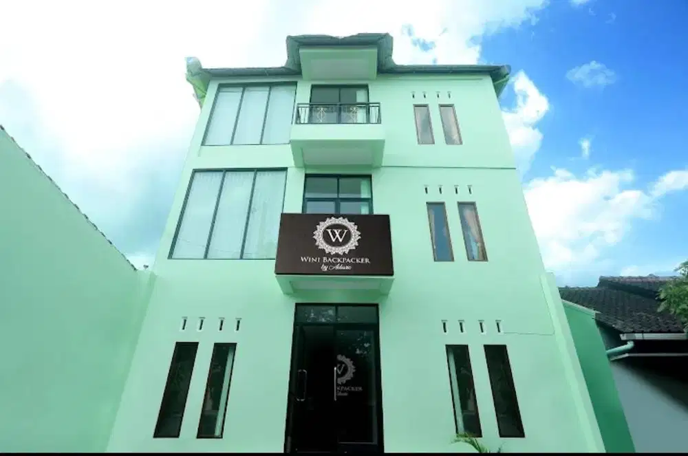 DIJUAL HOTEL REDDOORZ WINI BACKPACKER