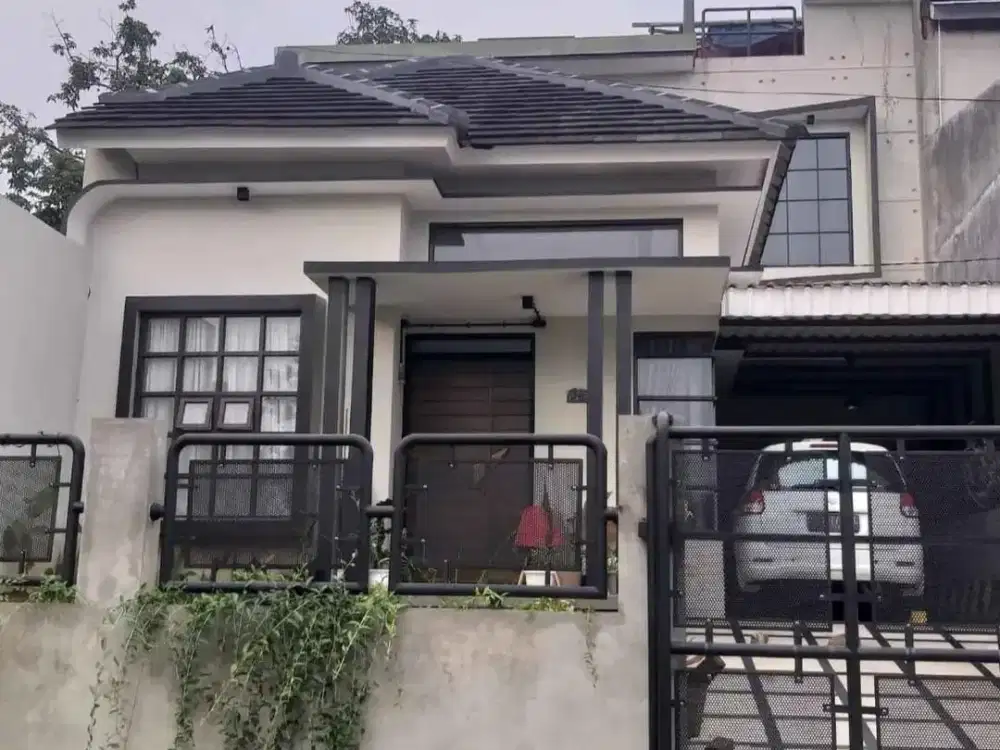 TERMURAH RUMAH 3 LANTAI DENGAN ROOFTOP DESIGN MINIMALIS DI PADASUKA IDEAL RESIDENCE BANDUNG