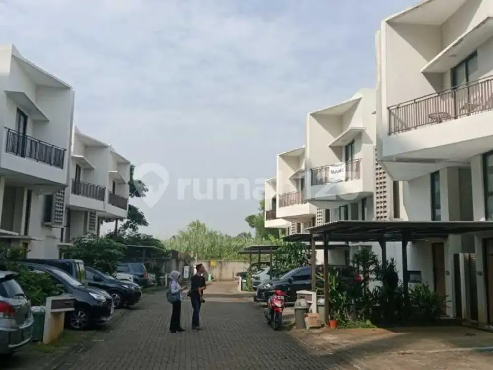 Dijual & Disewakan Rumah Bagus 2 Lantai V Townhouse Bintaro