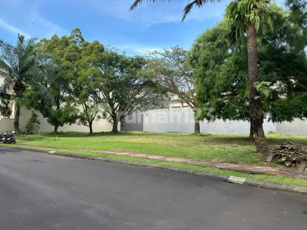 Dijual Kavling 1.017 M2 Hadap Selatan di Danau Biru Alam Sutera