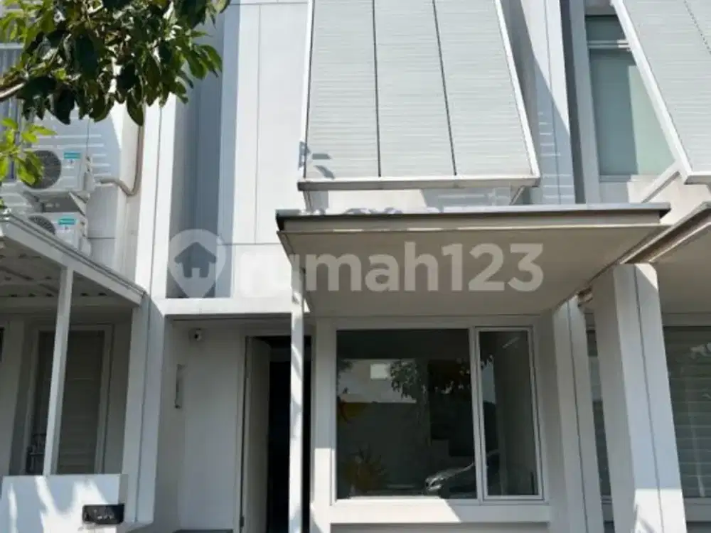 Disewakan Rumah Bagus Full Furnish 2 KT Tabebuya Inspirahaus BSD