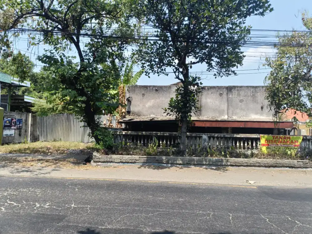 Disewakan Tanah Jl.Brigjen Kretarto No 2 Jombang