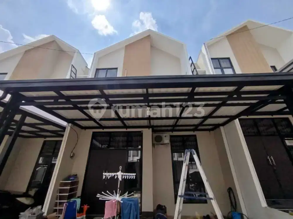 Disewakan Rumah Bagus 2 Lantai Ada AC & Gordyn Green Orchid, Ciater BSD