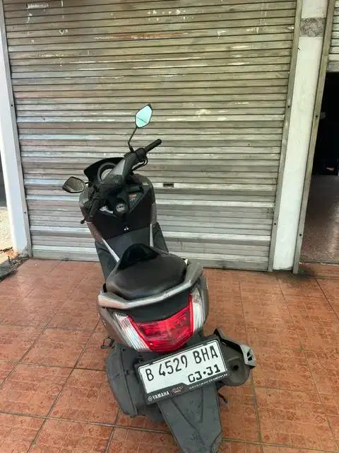 Dijual Motor NMAX 2016 ABS siap pakai