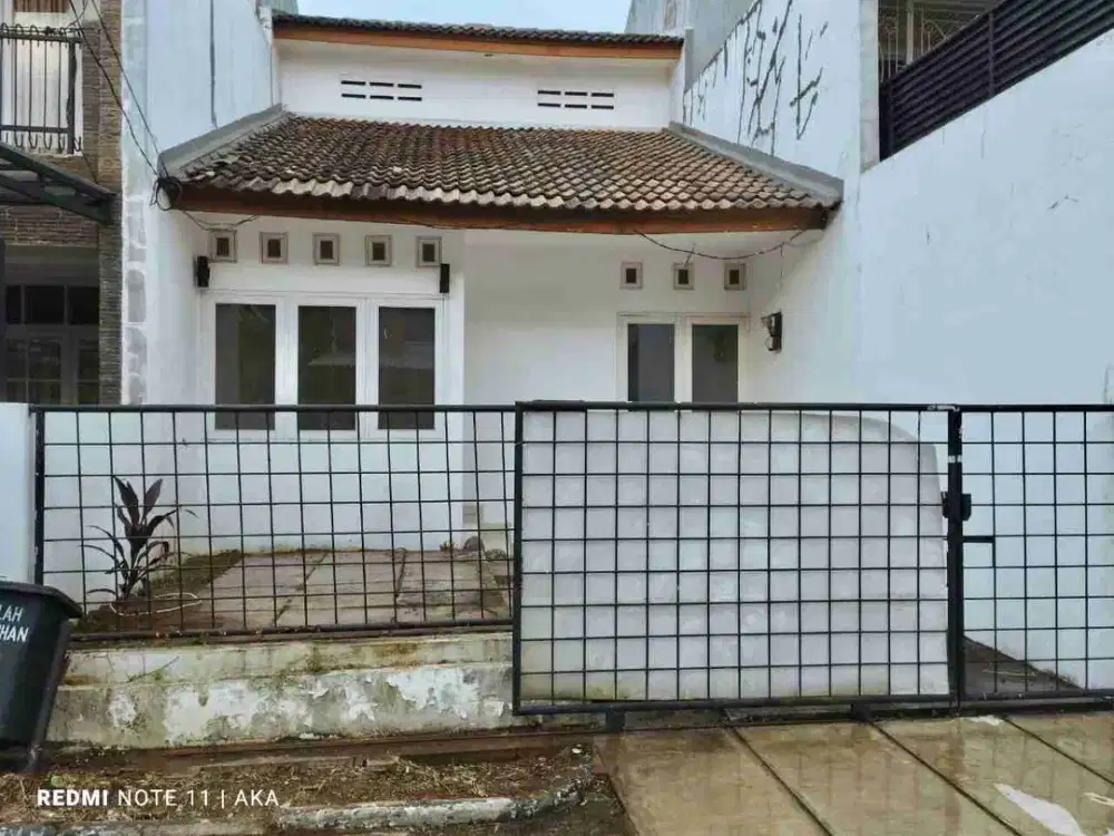 Rumah di Bona Indah Lebak Bulus Jakarta Selatan