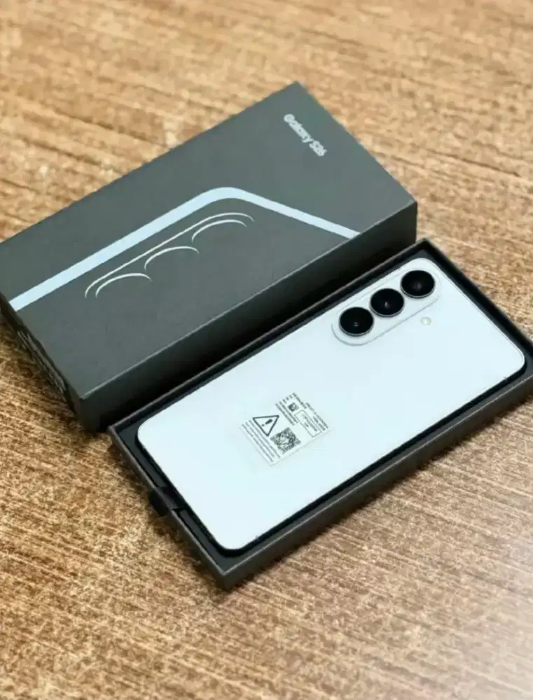 Samsung galaxy S26 basic cashback 1.5jt + kartu kredit 750rb