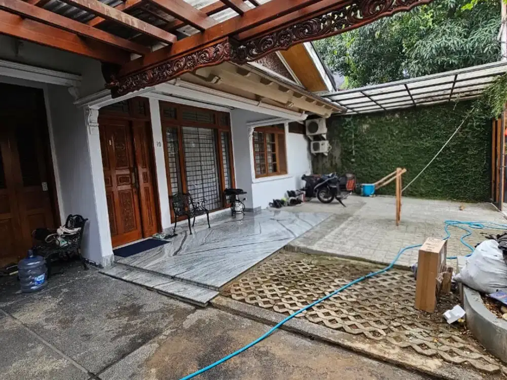 DIJUAL RUMAH DALAM KOMPLEK BLOK M KEBAYORAN BARU JAKARTA SELATAN