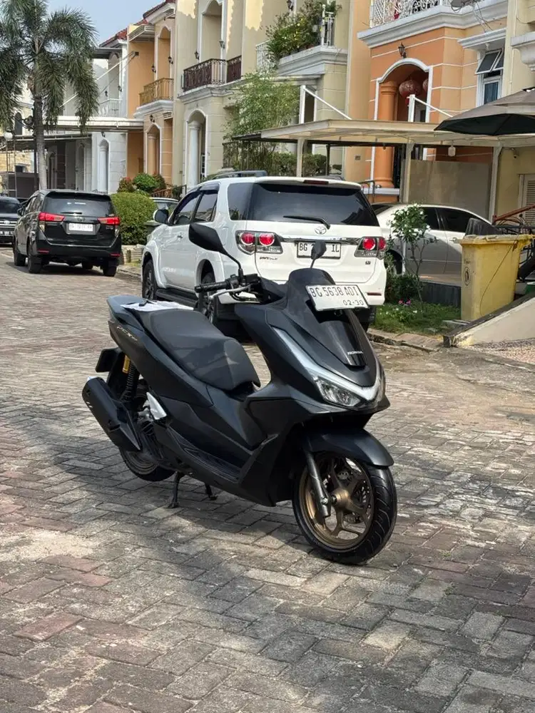 LIKE NEW PCX 160 ABS ROADSYNC 2025 WARNA BLACK DOFF PAJAK PANJANG