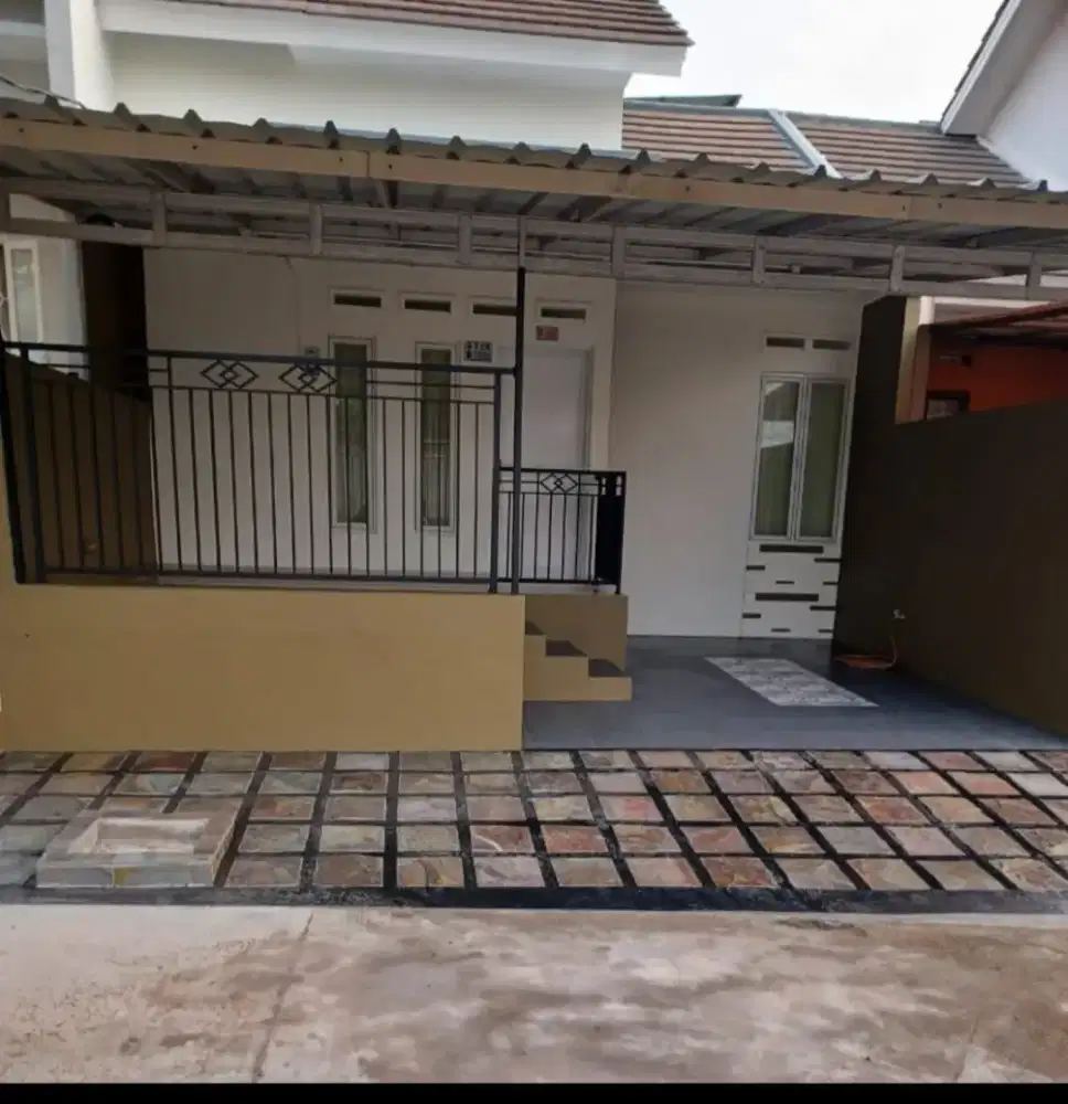 DIJUAL RUMAH SIAP HUNI DI LIMO, LOKASI STRATEGIS, LINGKUNGAN ESKLUSIF