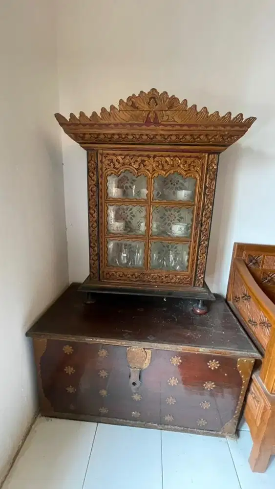 Lemari Hias Palembang