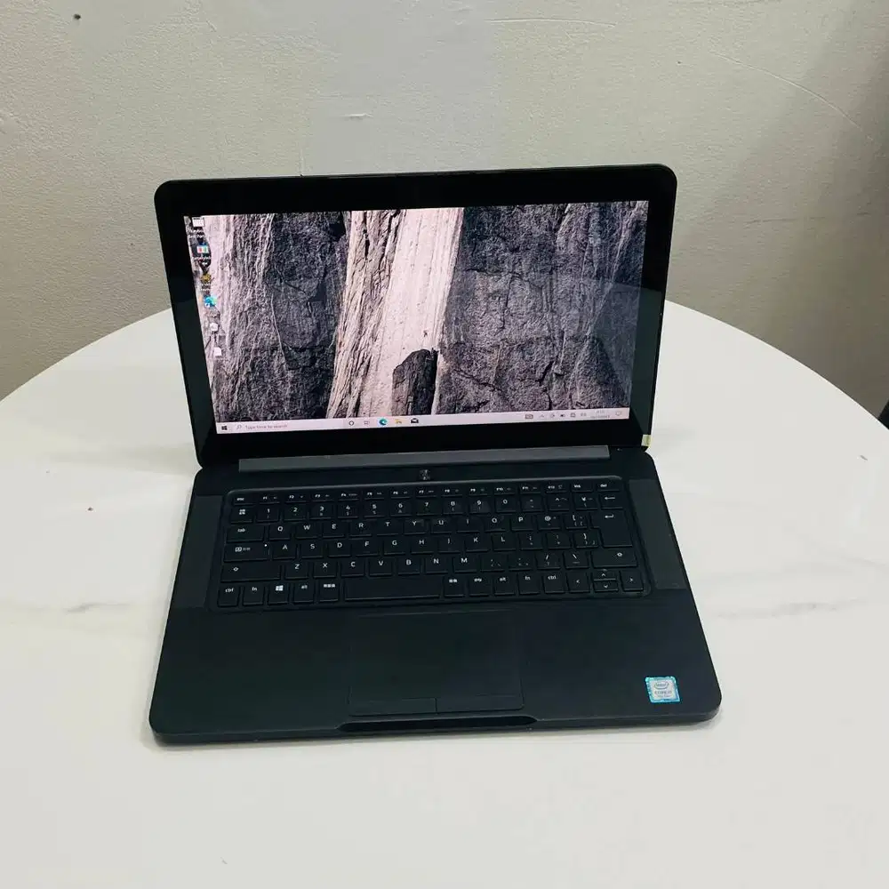 LAPTOP GAMING EDITING RAZER STEALTH I7-7 16/512 14 INCH VGA GTX *REC