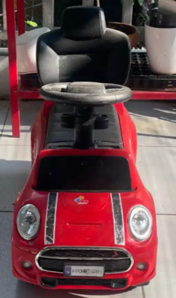Mobil-mobilan anak