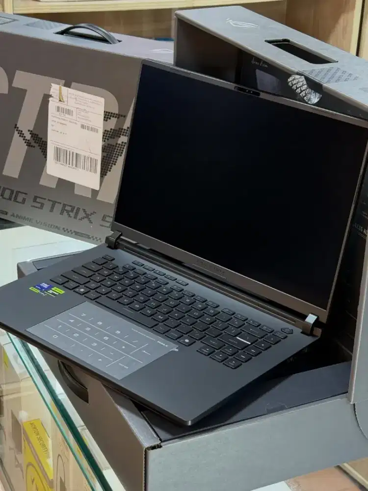 Cicilan Laptop Asus ROG STRIX SCAR 16