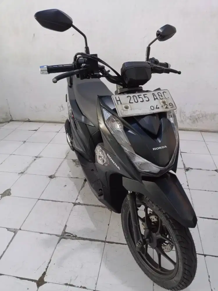 beat street hitam 2024