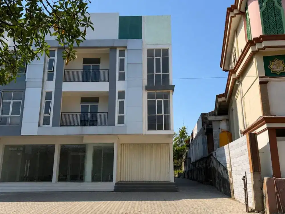 Dijual ruko baru 3 lantai jalan raya lontar