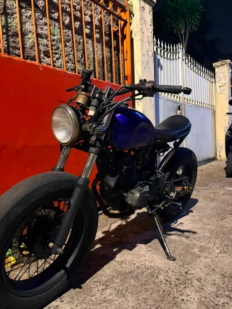 Motor custom basic bysonn