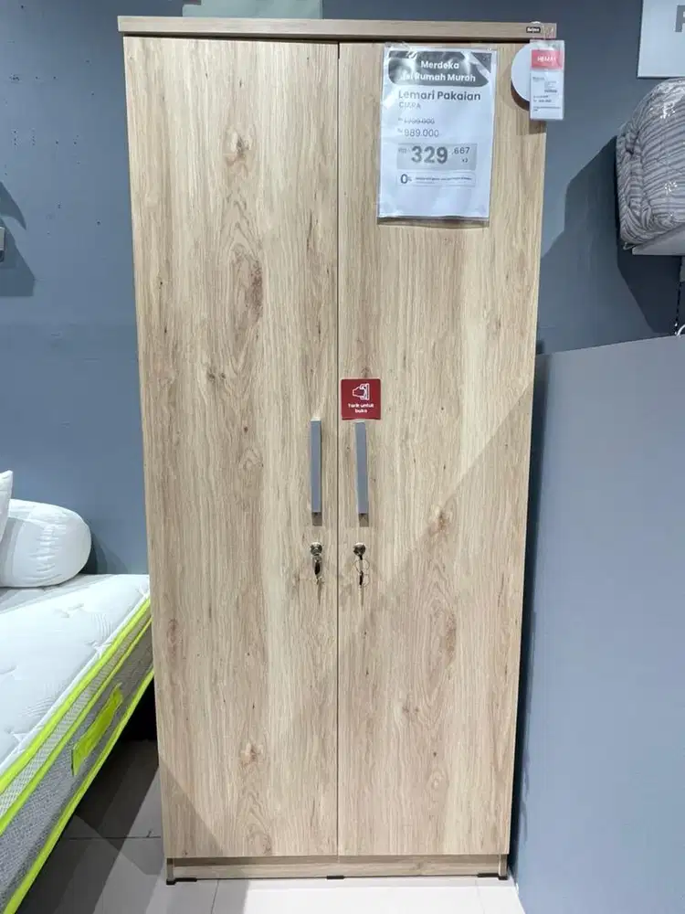 Lemari Pakaian 2 pintu