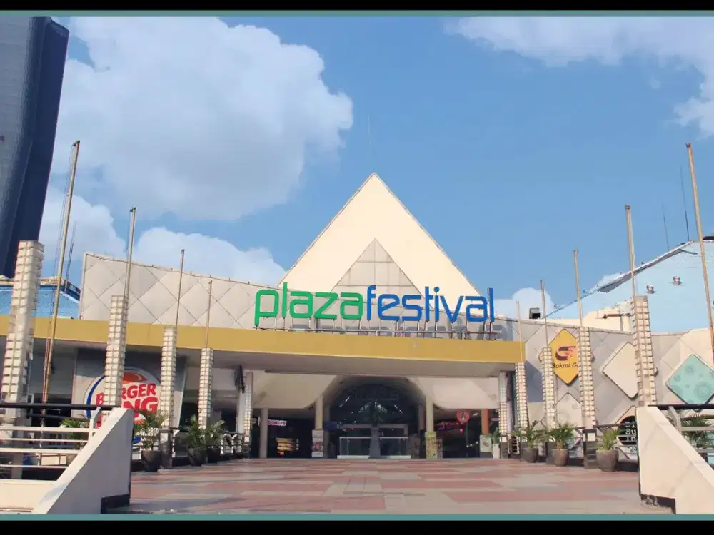 Disewakan Ruang Usaha / Ritel di Plaza Festival  area Kuningan, Jakarta Selatan