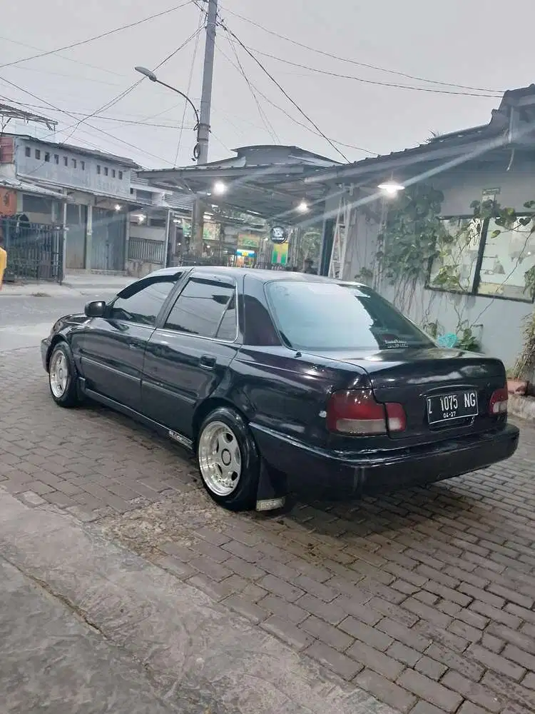 Hyundai Elantra 1997 Bensin