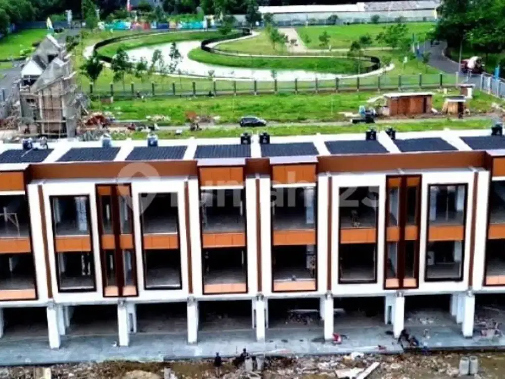 Jual Ruko 3 lantai ramai Metland Menteng Boulevard, Cakung, Jakarta Timur