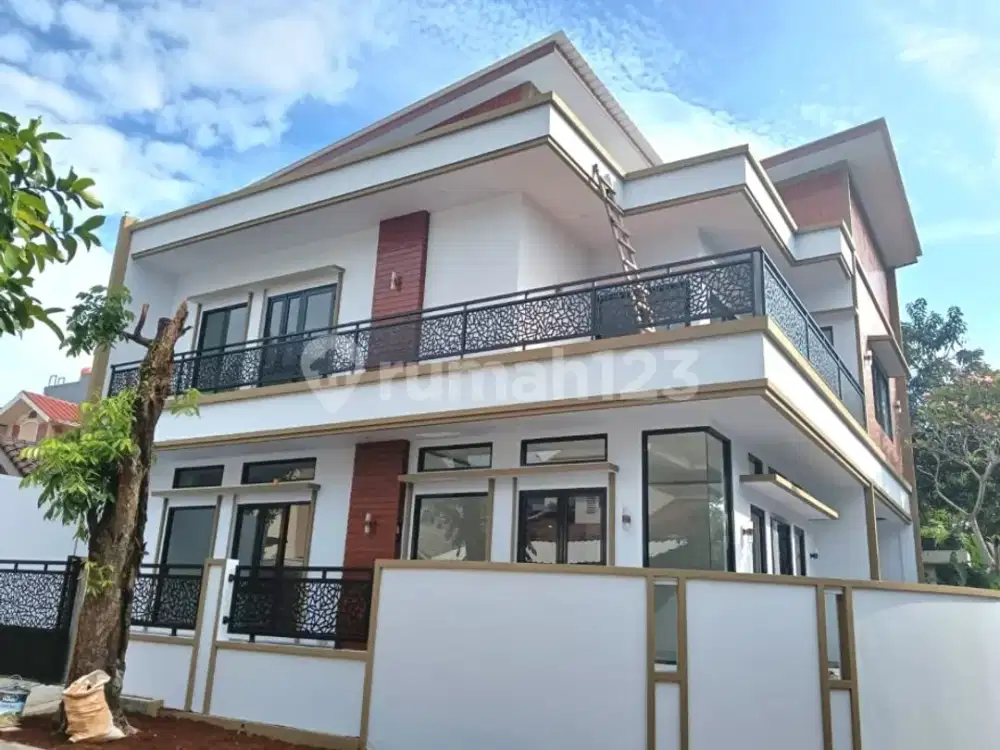 Rumah Modern Minimalis Hook PPJB Siap Huni di Kencana Loka BSD