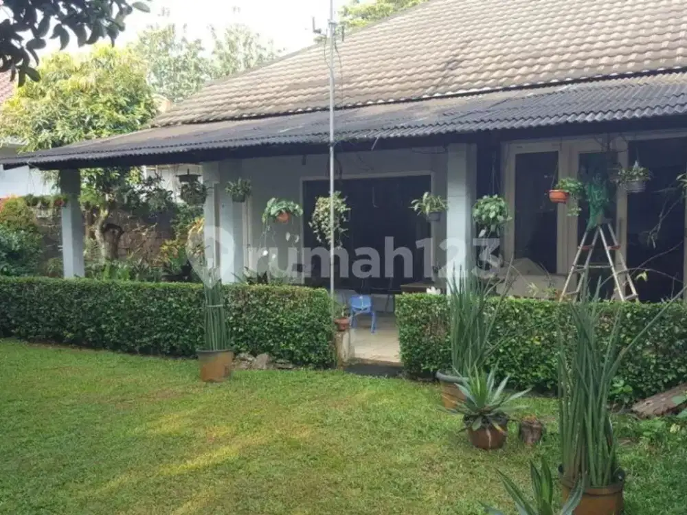 Rumah Hadap Barat Unfurnish Nego di Komplek Arco Sawangan Depok